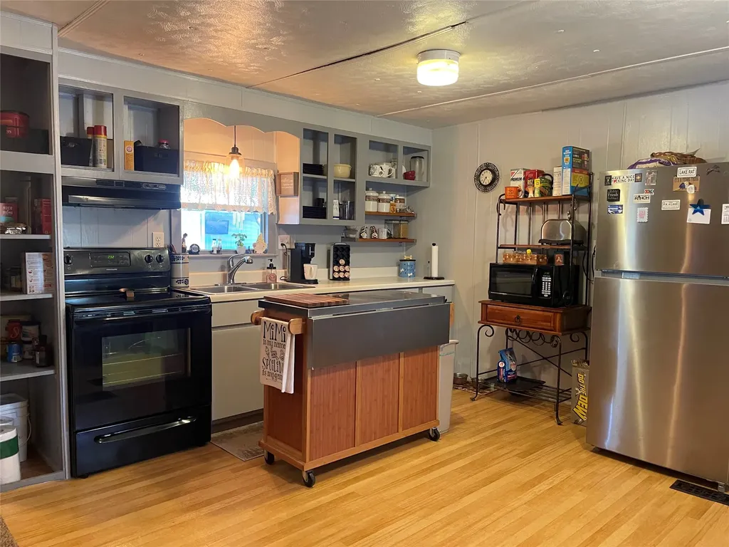 2334 Sanbar Road Possum Kingdom Lake TX 76449