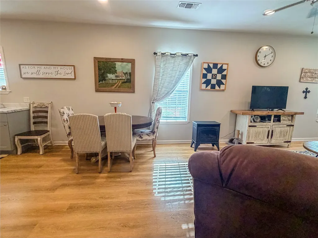 2124 Culbertson Street Paris TX 75460