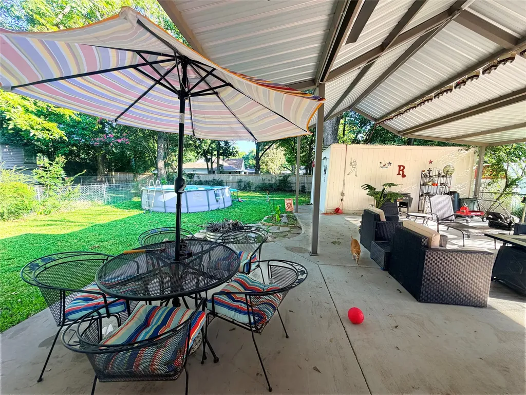 2124 Culbertson Street Paris TX 75460