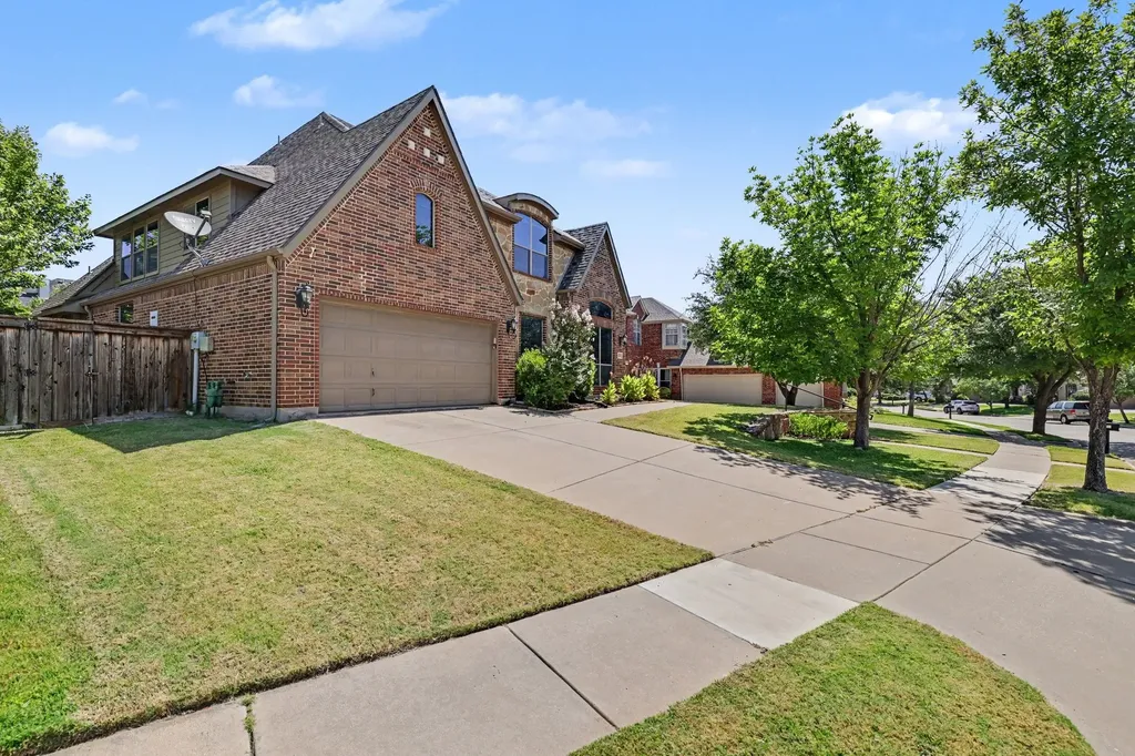 4216 Boxwood Drive Denton TX 76208