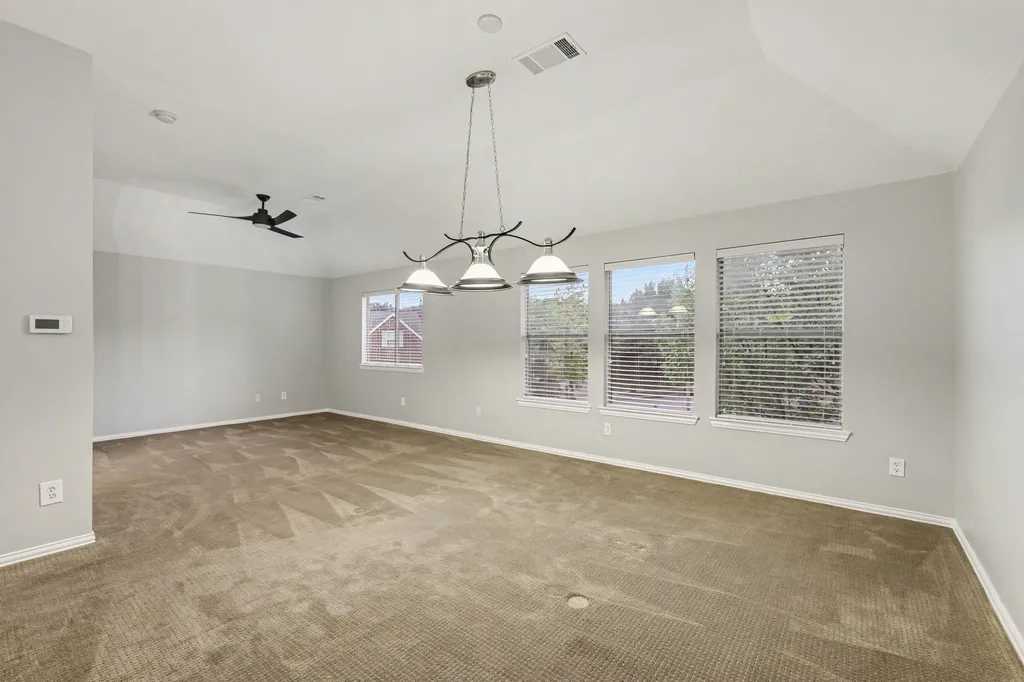 4216 Boxwood Drive Denton TX 76208