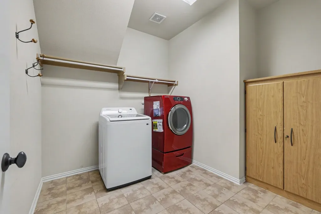 4216 Boxwood Drive Denton TX 76208