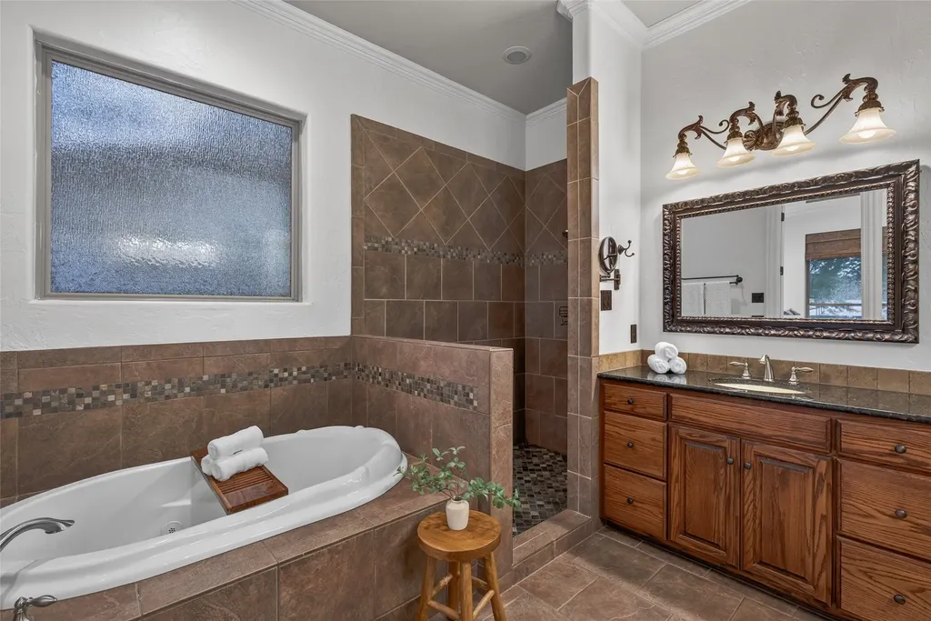 416 Forest Lane Gun Barrel City TX 75156
