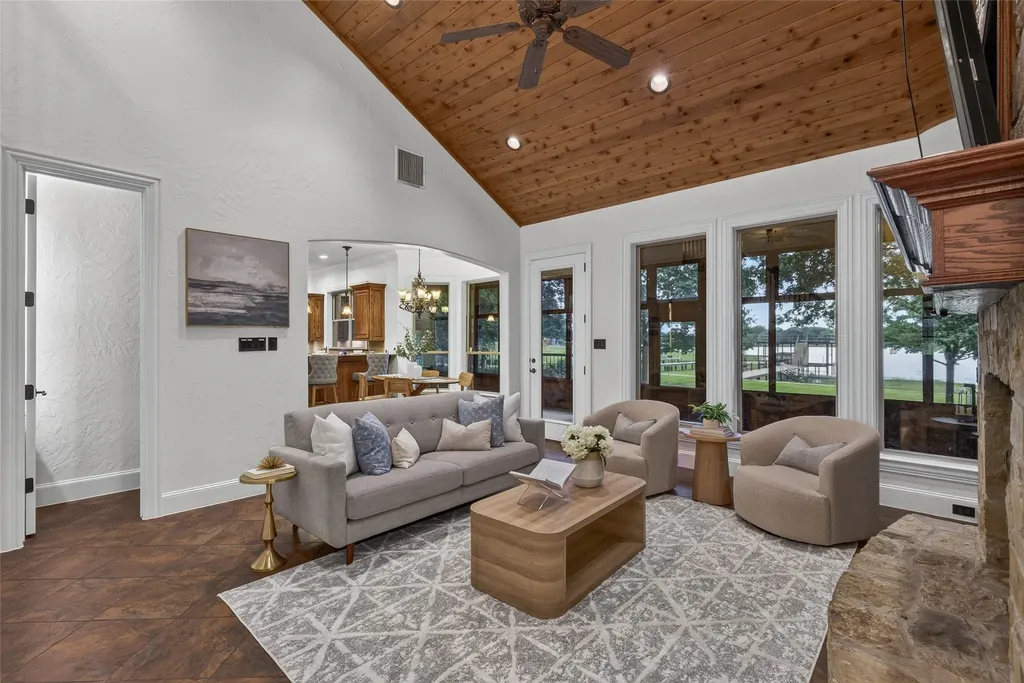 416 Forest Lane Gun Barrel City TX 75156