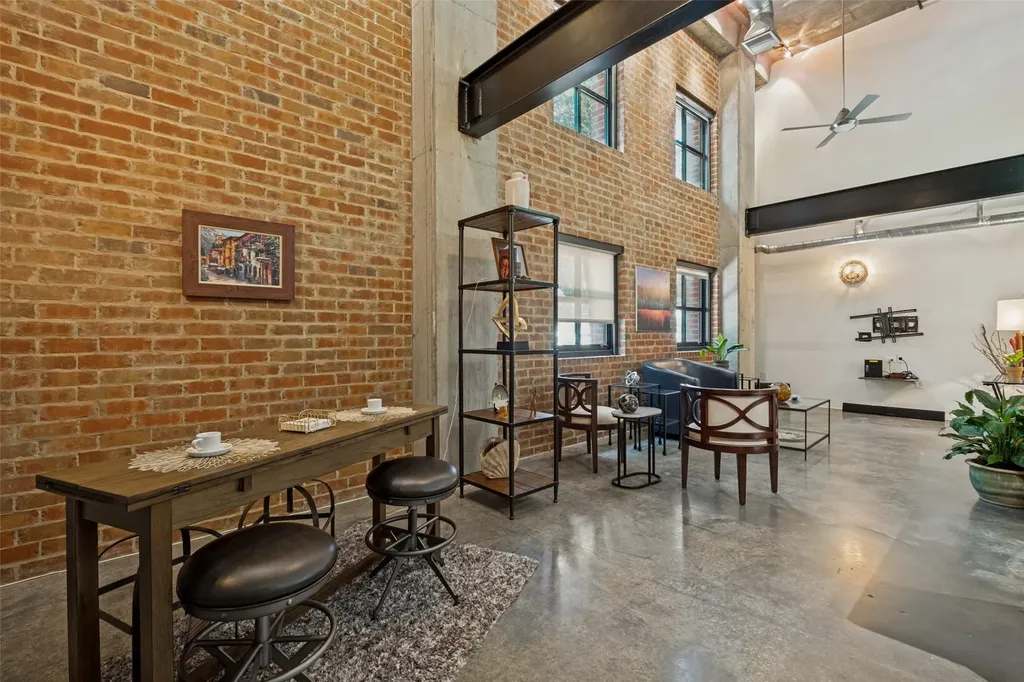 3110 Thomas Avenue Dallas TX 75204