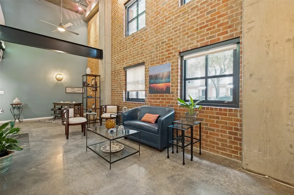3110 Thomas Avenue Dallas TX 75204