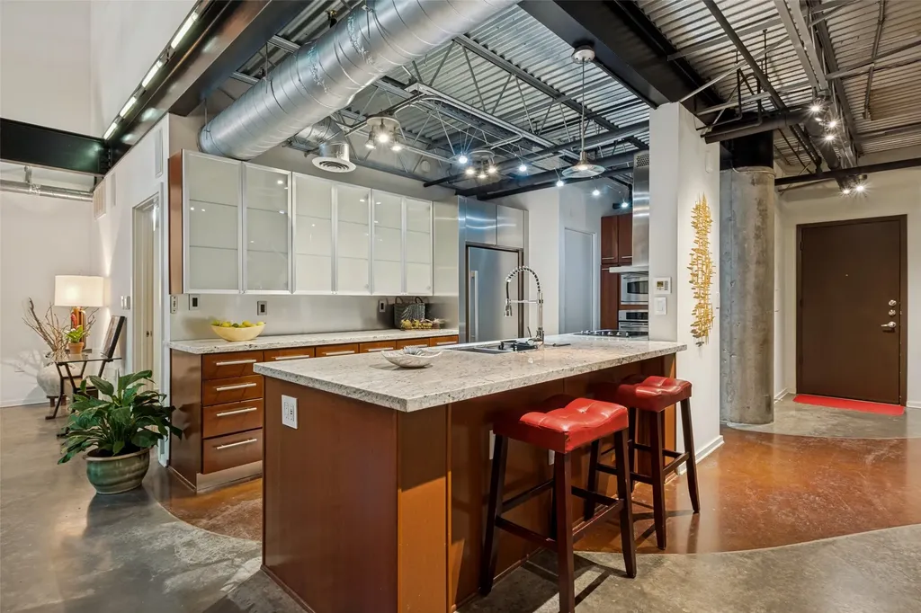 3110 Thomas Avenue Dallas TX 75204