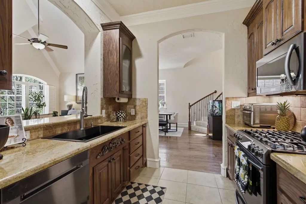 728 Rockingham Drive Irving TX 75063
