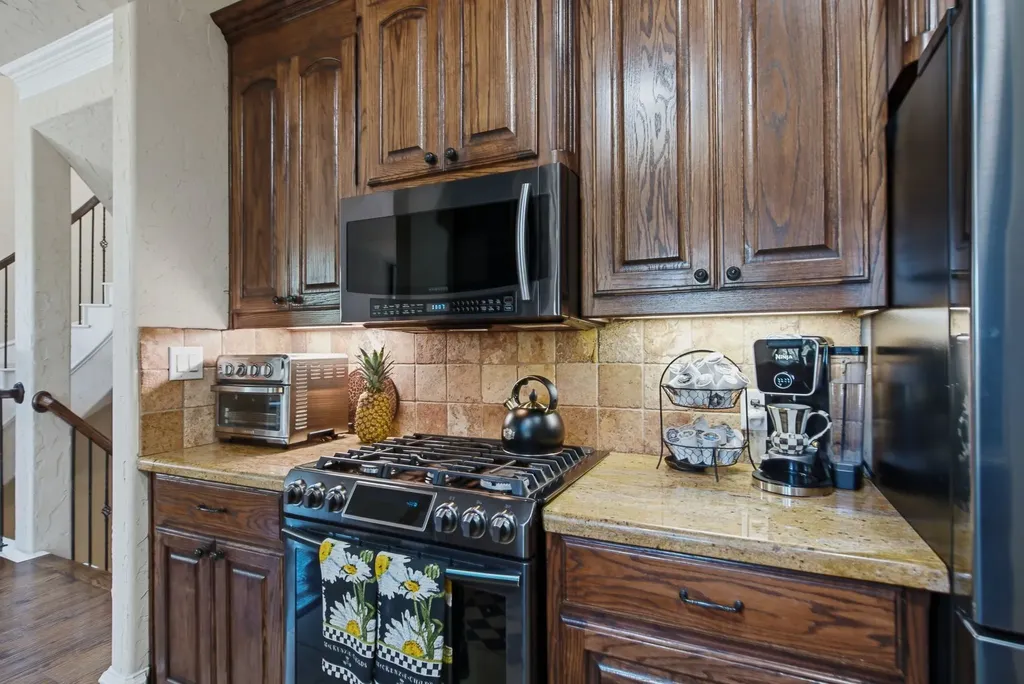 728 Rockingham Drive Irving TX 75063