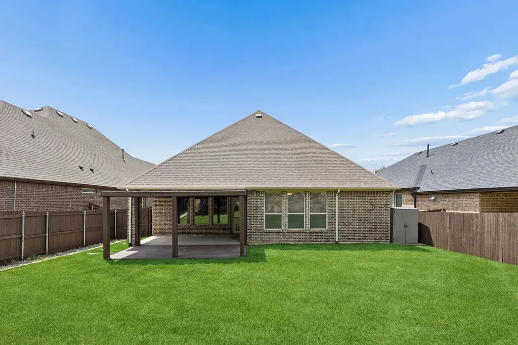 15424 Bluffdale Drive Fort Worth TX 76262
