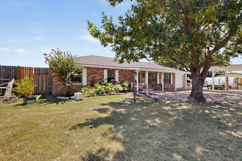3671 Sundown Road Greenville TX 75402