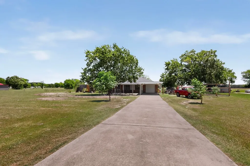 3671 Sundown Road Greenville TX 75402