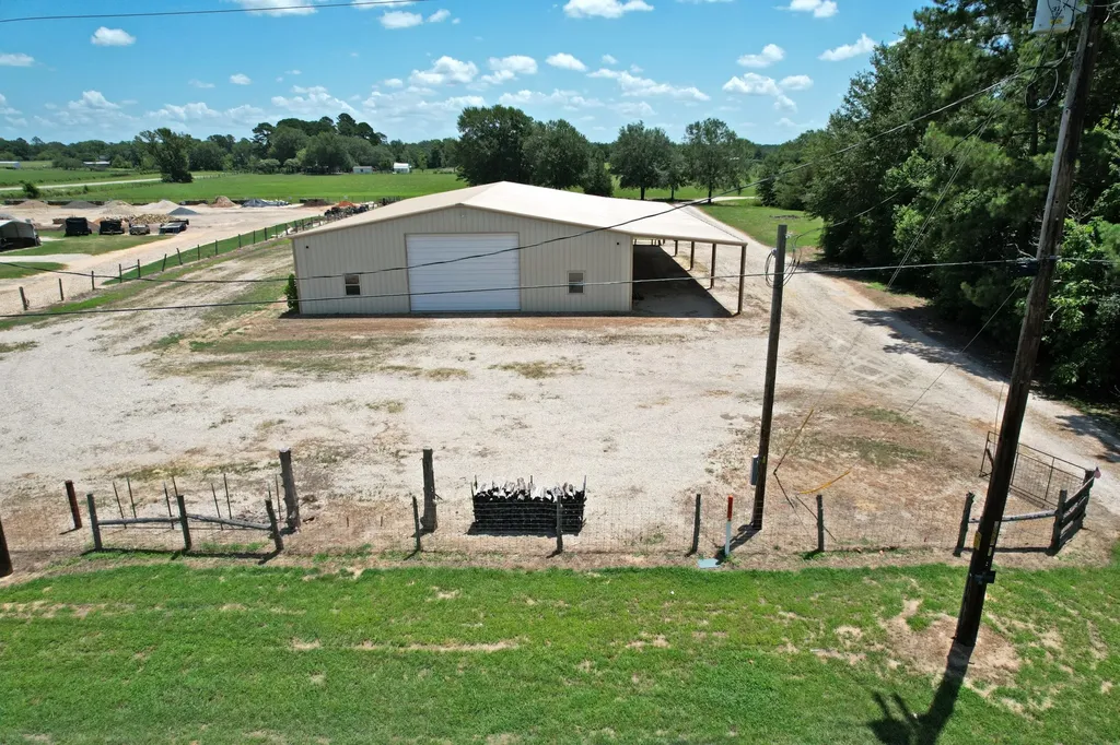 187 County Road 3230 Quitman TX 75783