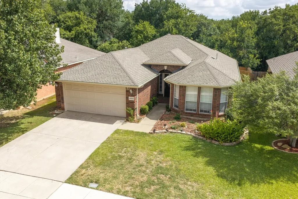 4324 Stone Hollow Way Fort Worth TX 76040