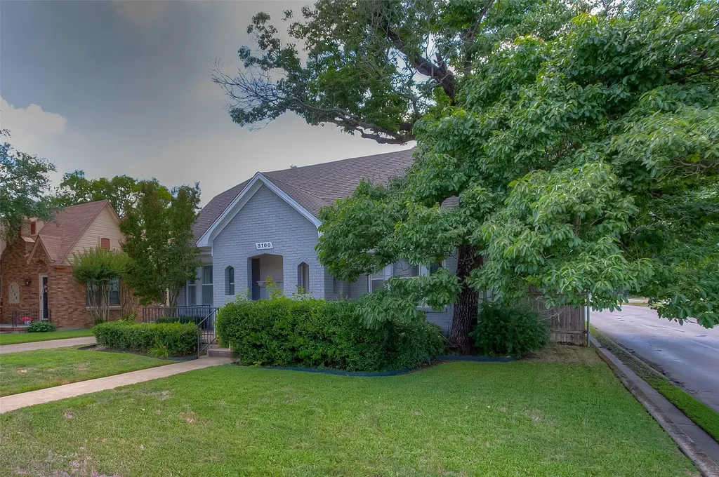 3100 Odessa Avenue Fort Worth TX 76109