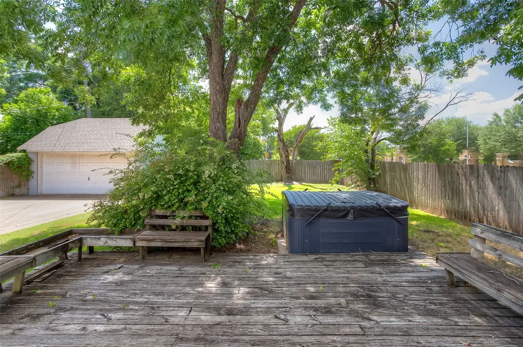 3100 Odessa Avenue Fort Worth TX 76109