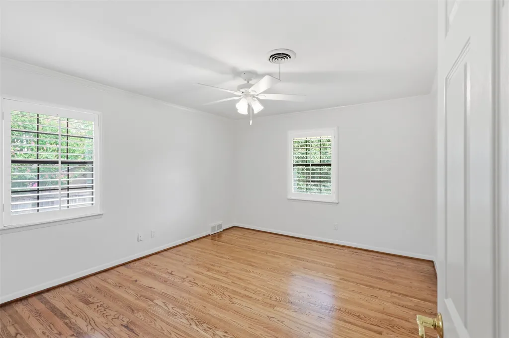 706 Peach Tree Lane Garland TX 75041