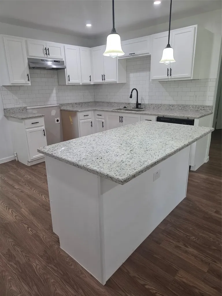 205 S Line Street Weatherford TX 76086