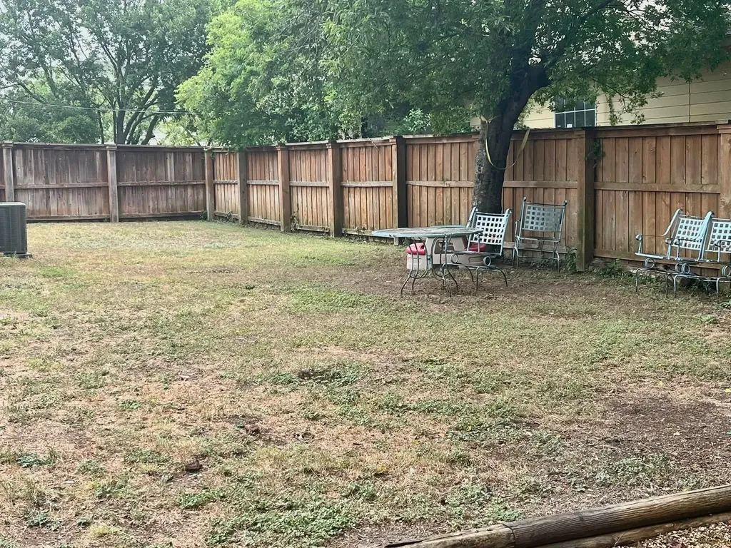 2965 Clovis Avenue Dallas TX 75233
