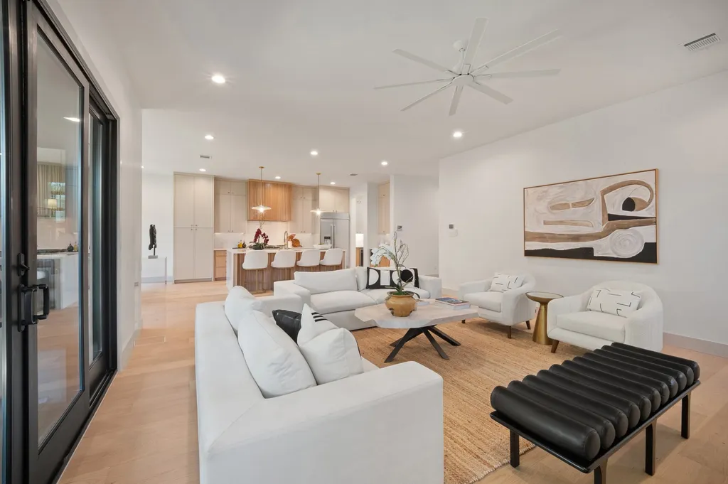 6245 Martel Avenue Dallas TX 75214