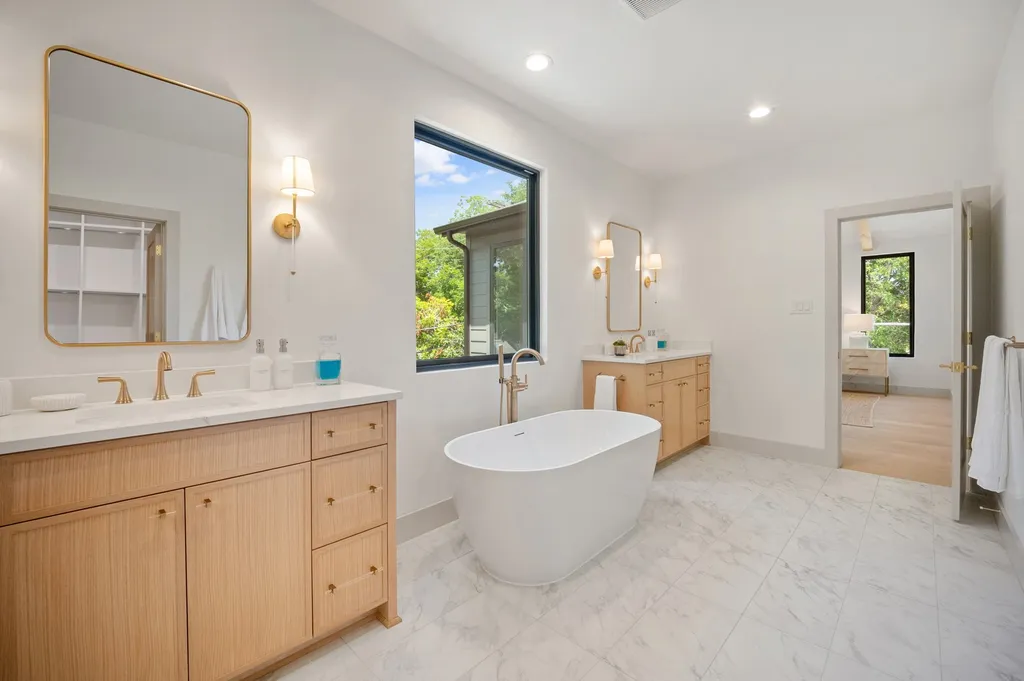 6245 Martel Avenue Dallas TX 75214