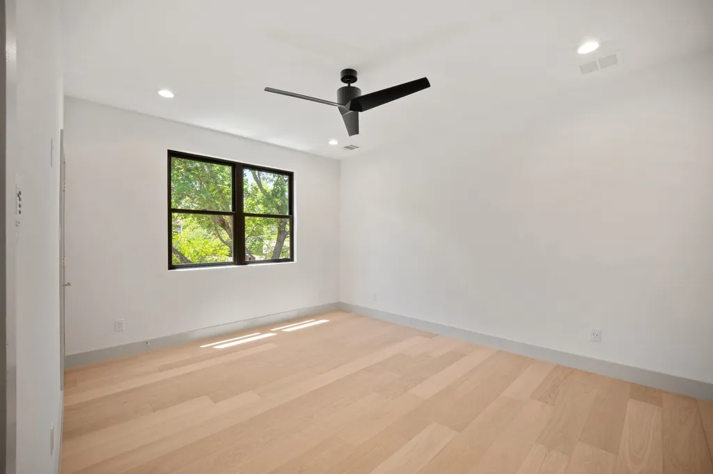 6245 Martel Avenue Dallas TX 75214