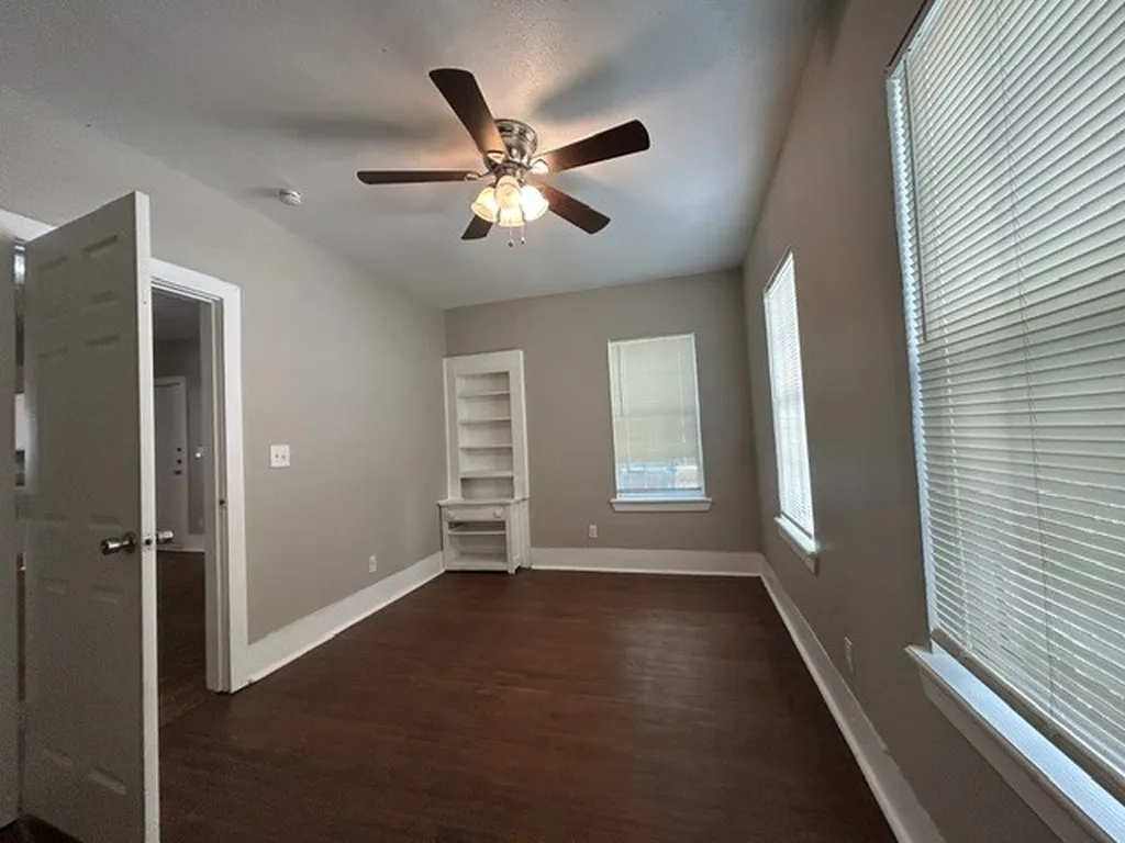 925 W Nelson Street Denison TX 75020