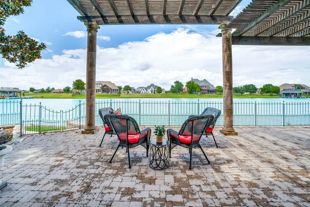 632 Calm Water Cove Princeton TX 75407