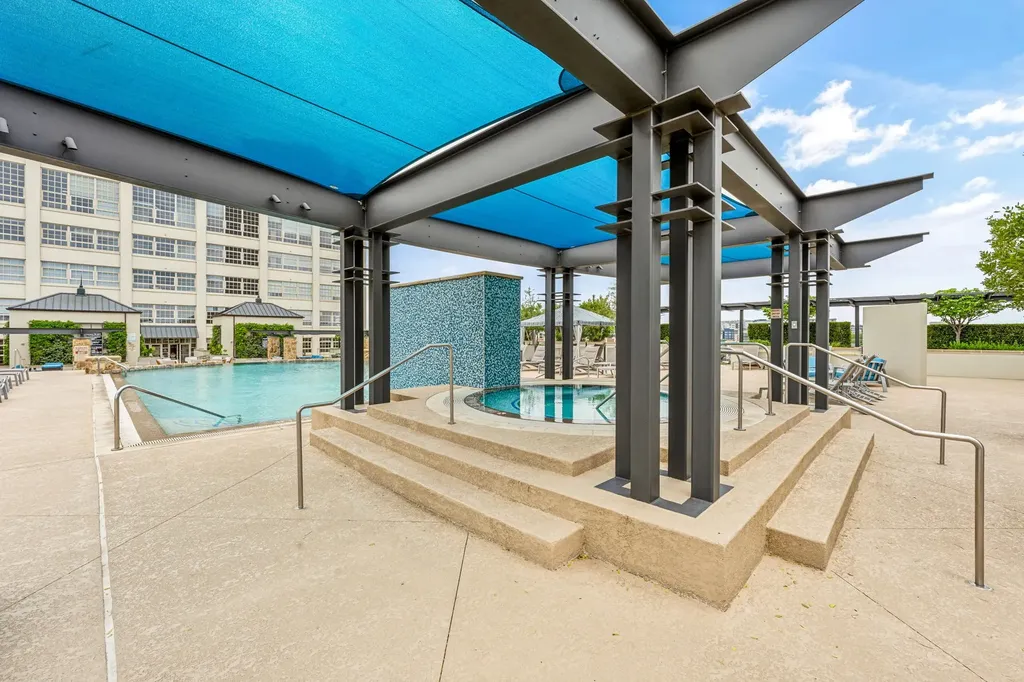 2600 W 7th Street Fort Worth TX 76107