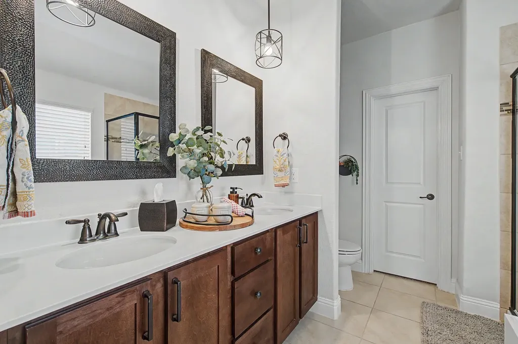 10808 Aledo Lane Aubrey TX 76227