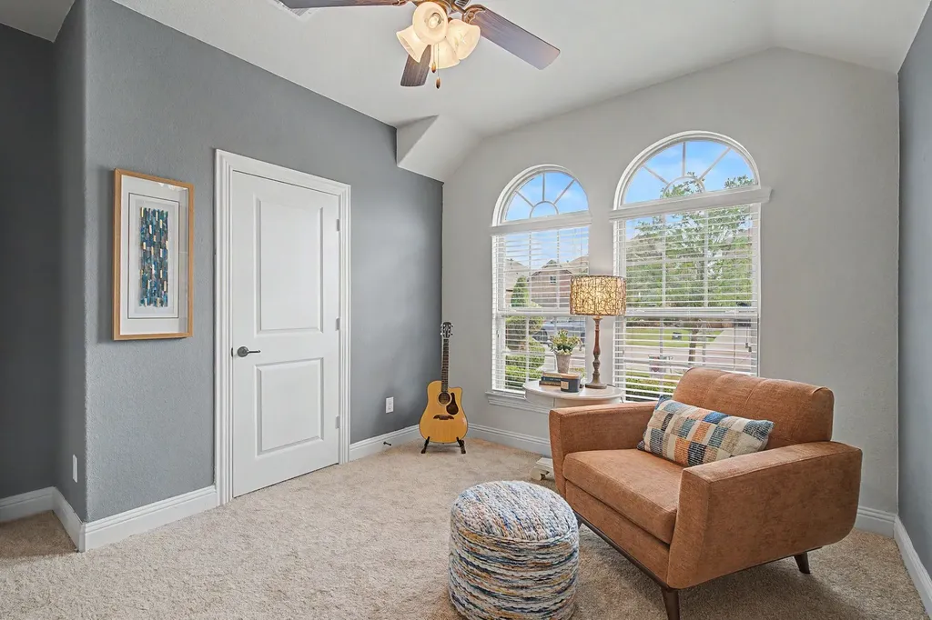10808 Aledo Lane Aubrey TX 76227