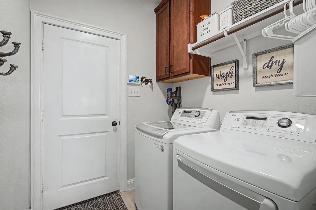 10808 Aledo Lane Aubrey TX 76227