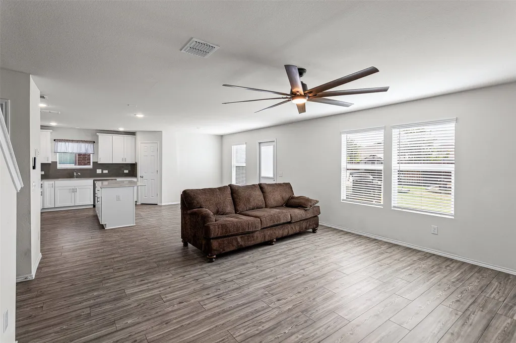 16012 Crews Avenue Haslet TX 76052