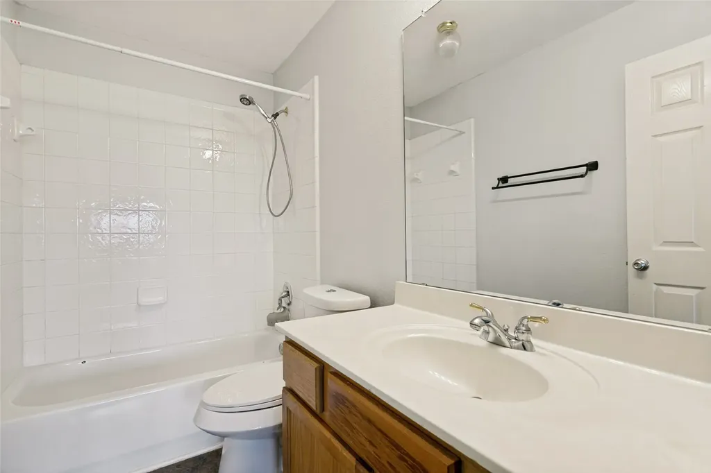 4107 Waverly Road Corinth TX 76208