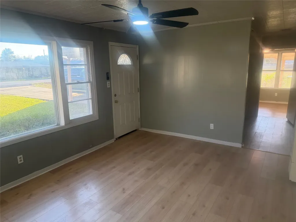 106 Mildred Street Benton LA 71006