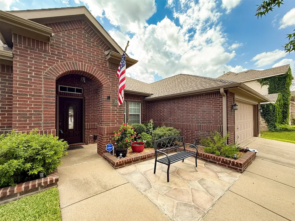 3516 Mustang Drive Denton TX 76210