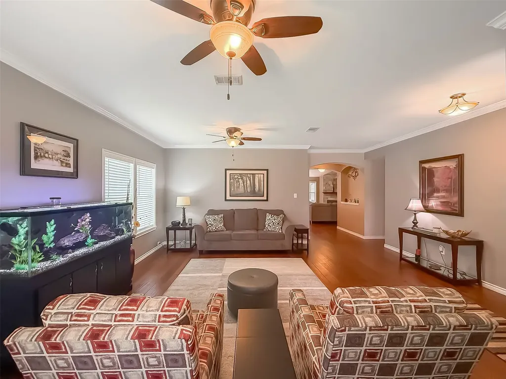 3516 Mustang Drive Denton TX 76210