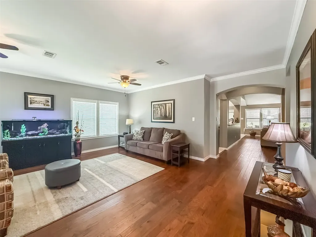 3516 Mustang Drive Denton TX 76210