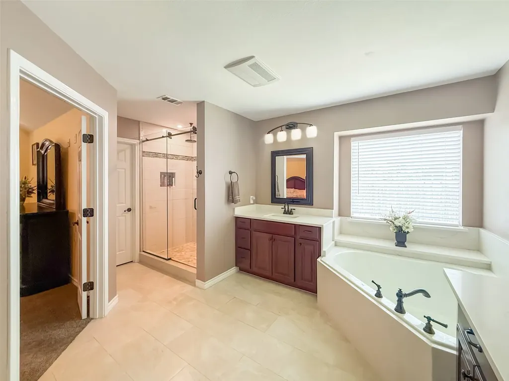 3516 Mustang Drive Denton TX 76210