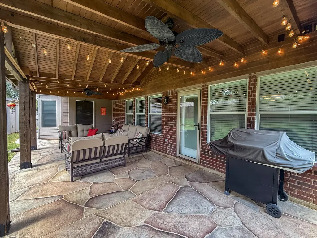 3516 Mustang Drive Denton TX 76210