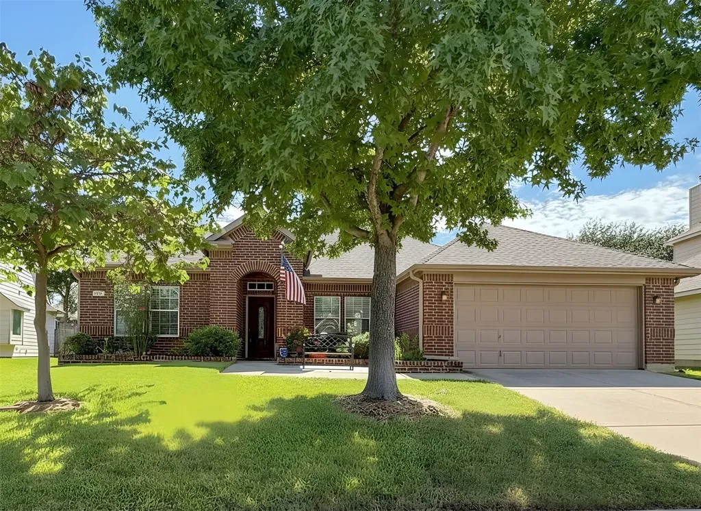 3516 Mustang Drive Denton TX 76210