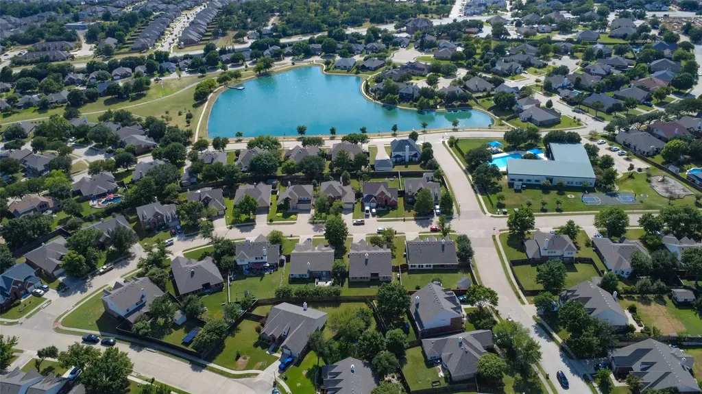 3516 Mustang Drive Denton TX 76210