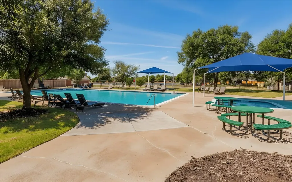 3516 Mustang Drive Denton TX 76210