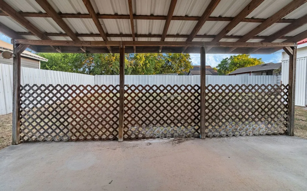 8615 Ronnie Street White Settlement TX 76108
