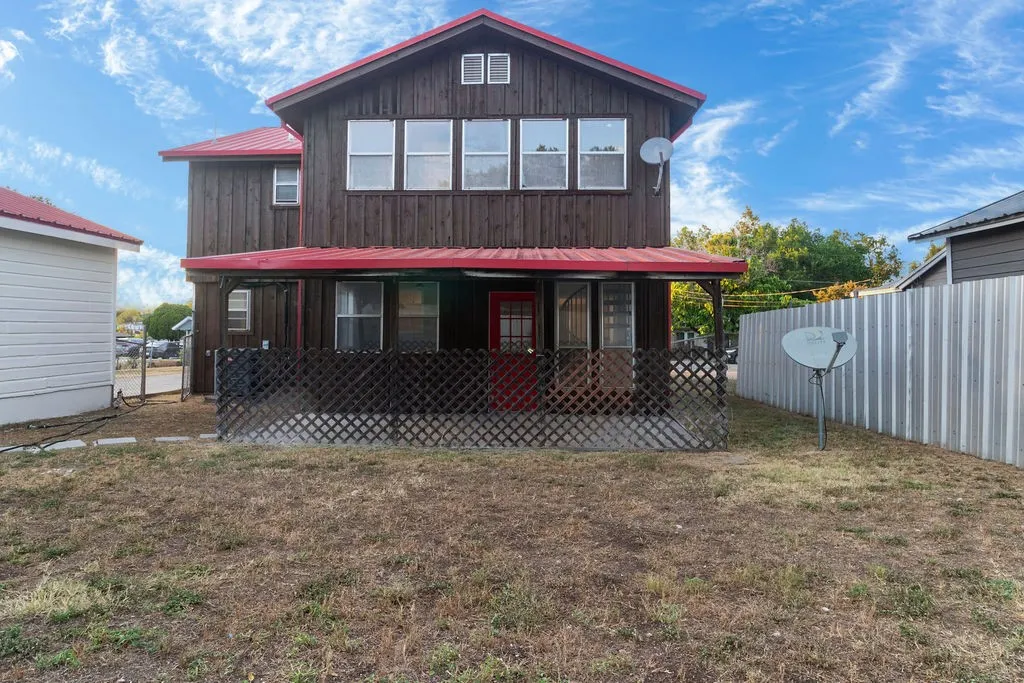 8615 Ronnie Street White Settlement TX 76108