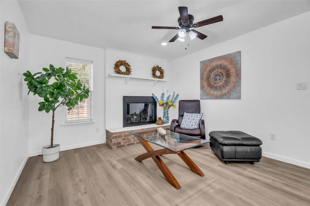 1319 Parkway Court Arlington TX 76010