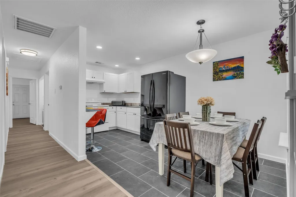 1319 Parkway Court Arlington TX 76010