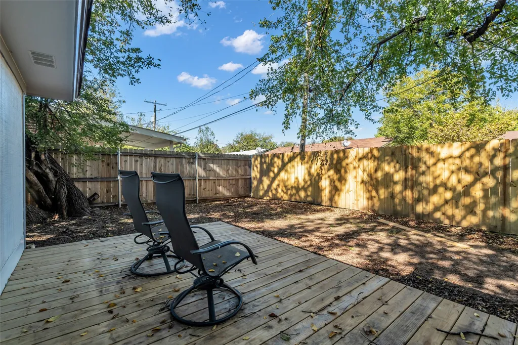 1319 Parkway Court Arlington TX 76010