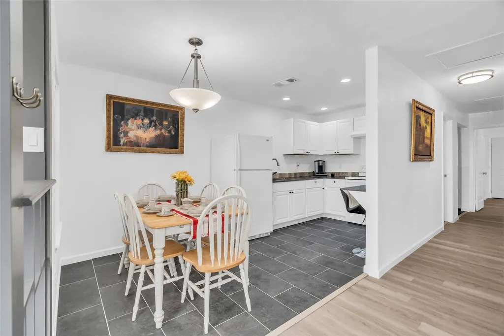 1319 Parkway Court Arlington TX 76010