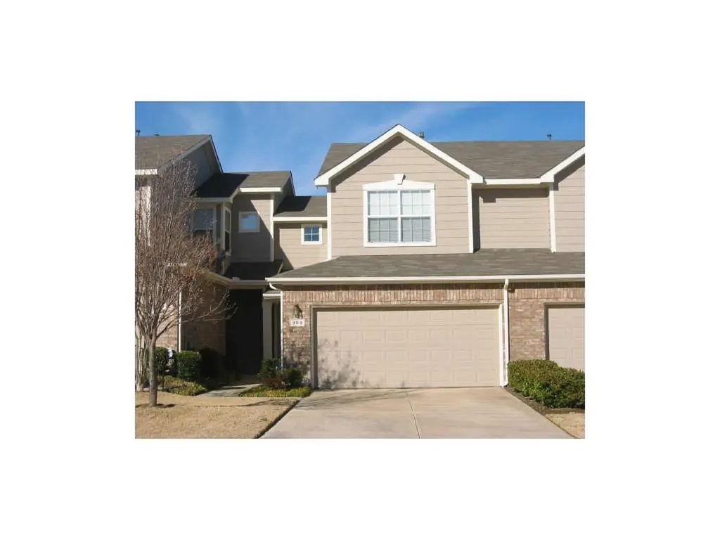 909 Avondale Lane Plano TX 75025